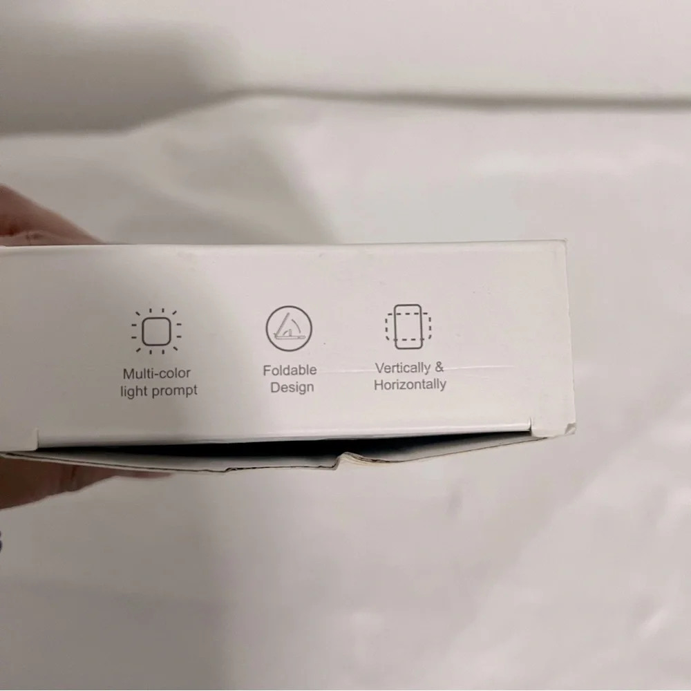 Foldable 3 n 1 Wireless Charger New It Can Charge A Phone, Watch Simultaneously